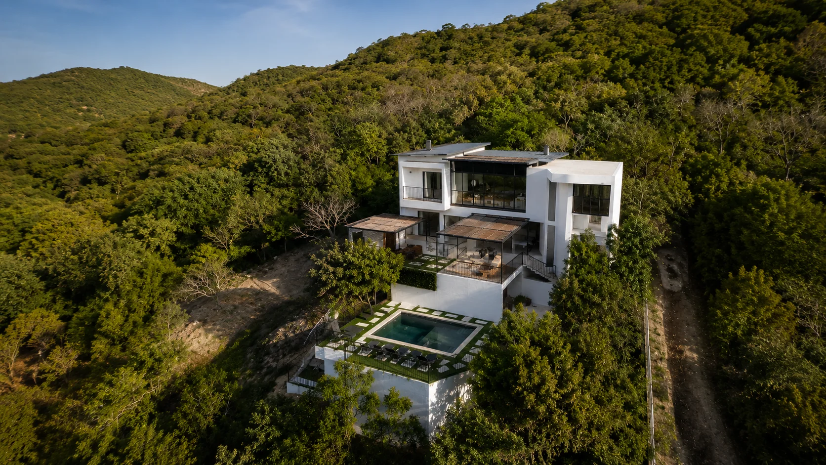 Vivienda unifamiliar DAVEC integrada en la montaña, Santa Marta
